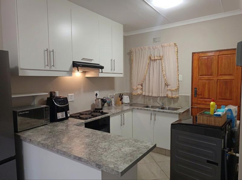 2 Bedroom Property for Sale in Queenstown Central Eastern Cape
